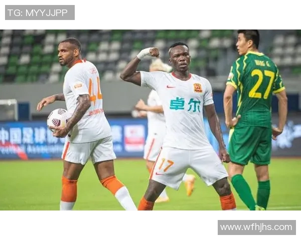 深圳足球队以66分领跑精英赛积分榜展现强大实力与竞争力